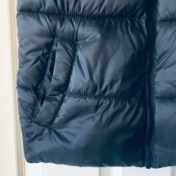 Boy Black Puff Vest - Picture 5 of 7